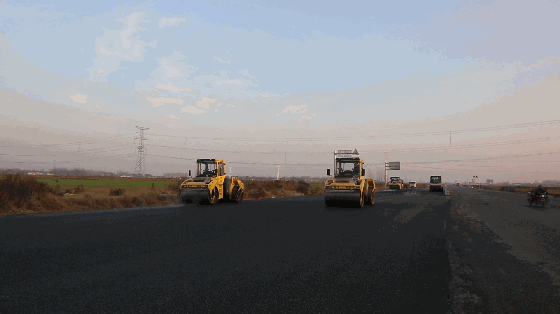 �ӈD1.gif
